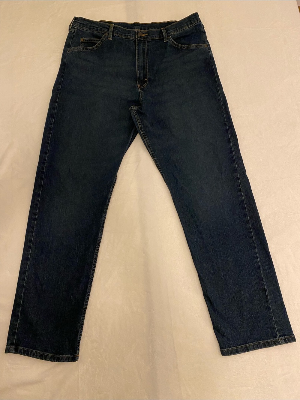Wrangler Men's Straight-Leg Jeans in Dark Blue Size 38/34